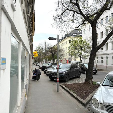 Traumhafte Wohnung Fuer 2, Walk In Dusche, Extra Kueche, Nespresso, Zentral Viena Exterior foto